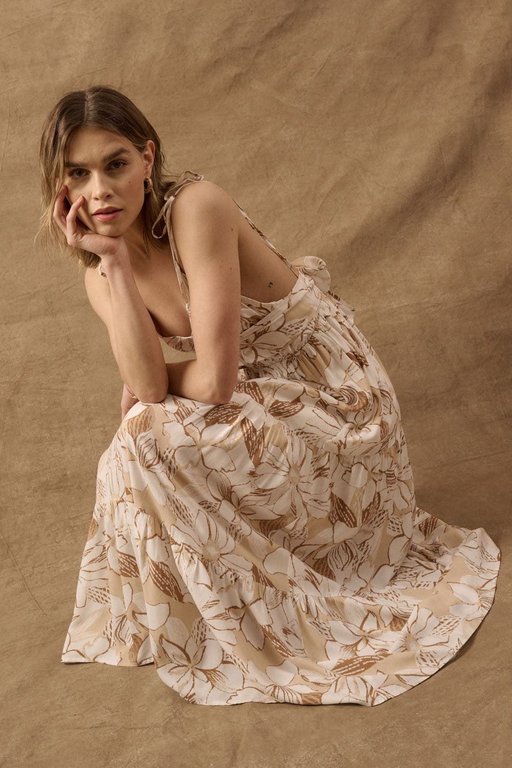 The Izzy Floral Maxi Dress | Sand |