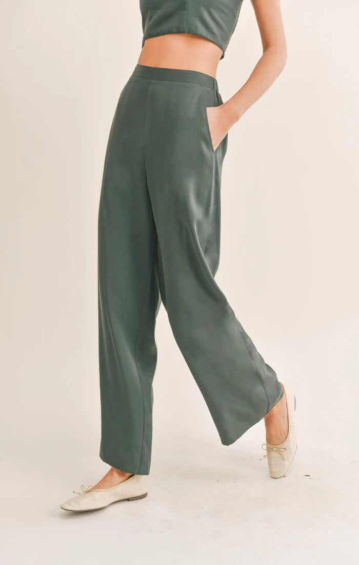 The Tatum Loose Dress Pant | Evergreen |