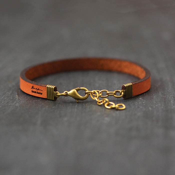 The Mama Bracelet | Brown Leather |